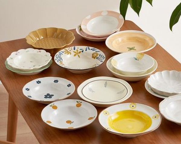 為湖北好物點贊！家用陶瓷餐具套裝顏值在線，餐桌煥新滿是正能量